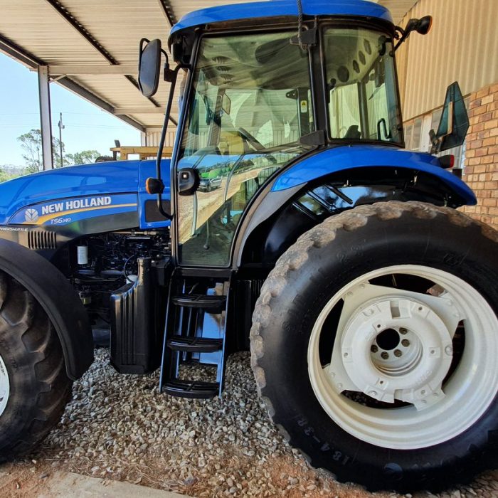 New Holland T6